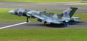 XH558是现在唯一能飞的“火神”