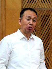 杨卫平