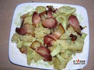 鸡肉炒菜花