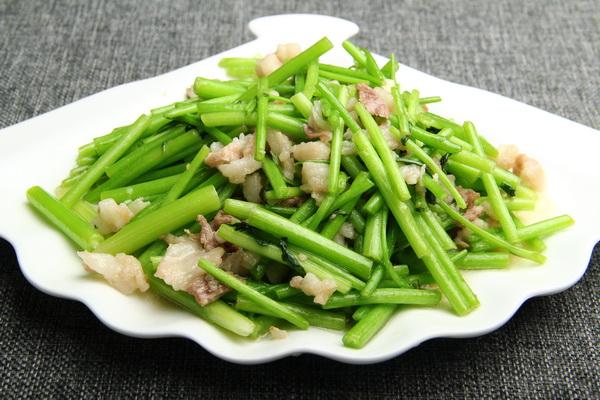 蒿子杆炒肉丝