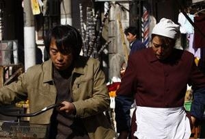 《外乡人》图片