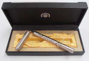 穴位按摩磁疗针