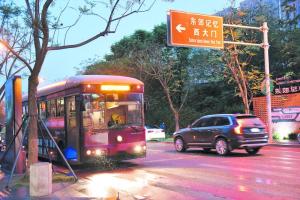 夜游1号线车体