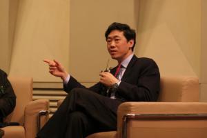 清华大学经济管理学院金融系教授