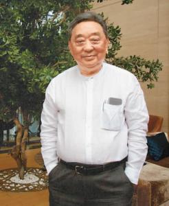曹其镛先生