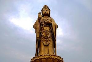 南海观音立像