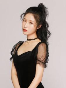 赵方婧