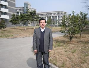 博士生导师陈义平