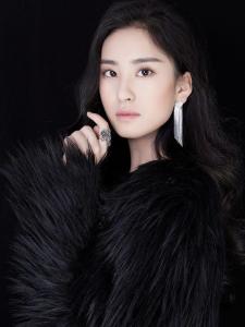王季明珠御姐范儿写真