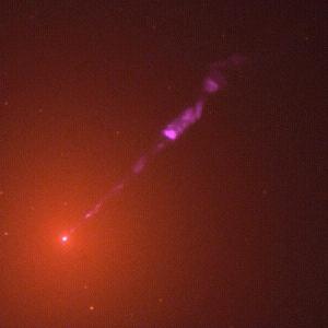 M87喷射物