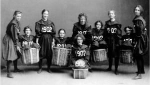 19世纪美国女运动员穿着安全裤