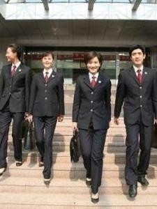 检察官