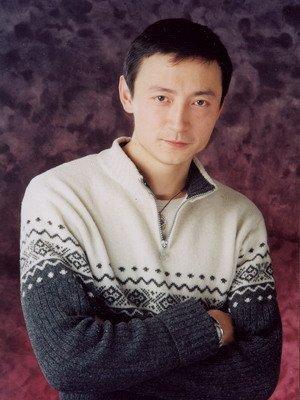 全部版本 历史版本 安泽豪,10月17日出生于甘肃省兰州市,毕业于上海