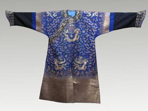 马蹄袖服装