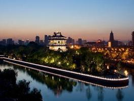 东坡公园位于常州市区的东部