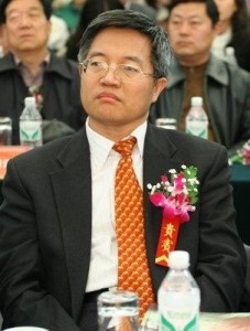 张维迎
