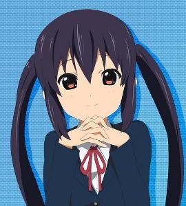 中野梓