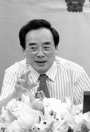 全部版本 历史版本 1977年09月——1986年09月,在郾城县人民医院工作