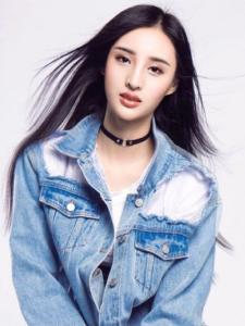 吴春怡