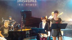 影响LIVE