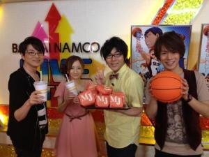 小野友树与其他声优合影
