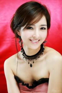 金孝妍生活照