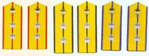 陆、海、空军中尉常服肩章(1988～2007)