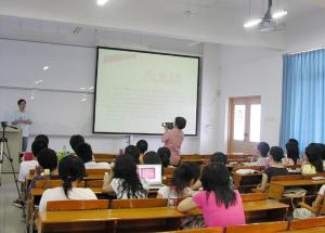 张世君为学生课程实践汇报录像