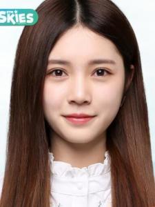 罗奕佳