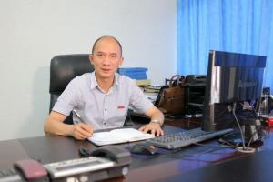 现任校长徐聪