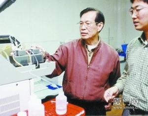 黄本立