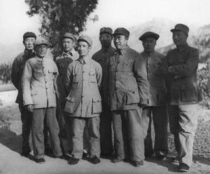 薄一波（左起）蔡树藩、李先念、粟裕、彭真