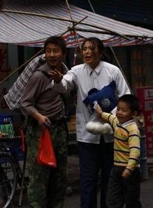 《外乡人》图片