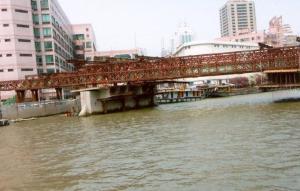 改建中的福建路桥