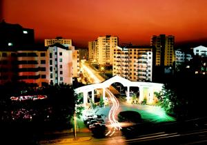 上海万科城市花园夜景图