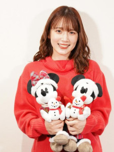 内田真礼