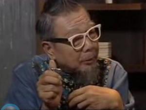 午马饰演俞仁泽教授(俞教授)