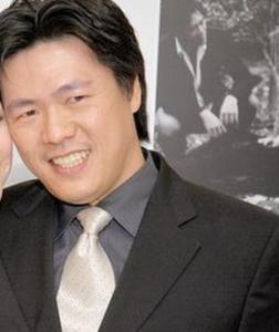 1结婚2妻子1结婚编辑新郎是英业达董事长叶国一的外甥王胧贤和张凤书