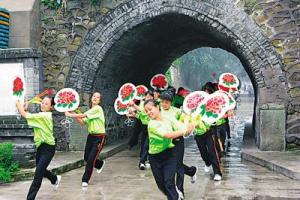 琉璃渠村太平鼓队 琉璃渠村太平鼓队