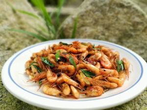 炒河虾