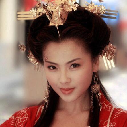 花蕊夫人(后蜀才女)(刘涛 饰)  配音:林兰