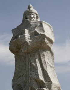 哲别雕像