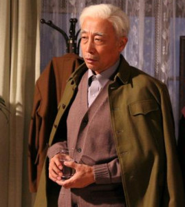 离休军人石光荣的家中:大儿子石林在大裁军中转业,小儿子石海因得了