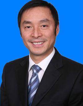 施杰(全国政协委员,四川鼎立律师事务所主任)
