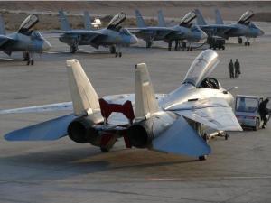 伊朗空军F-14“雄猫”仍在服役 保养良好