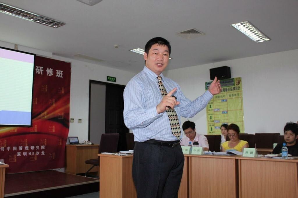 周平(中国画家)_搜狗百科