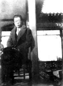 王余杞（1935年在北平留影）