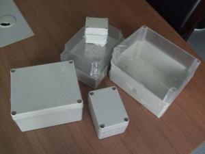 ABS防水盒与PC防水盒