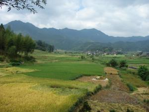北上抗日宣言发布地石峰村