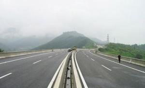 泉州－南宁高速公路